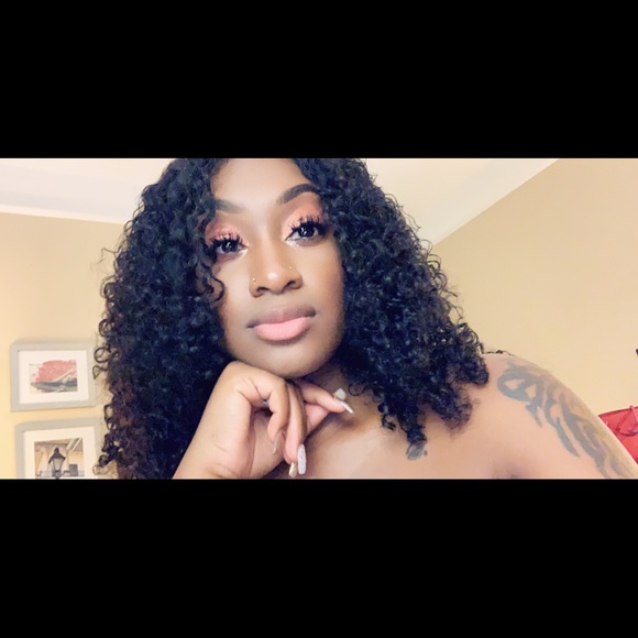 Meet your Posher, Rey - Picture 1 of 1